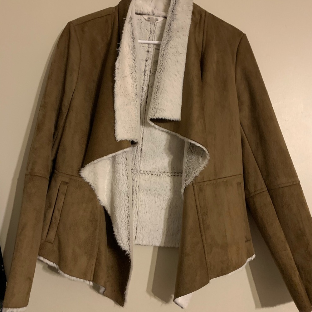 Suede cardigan with fake fur lining